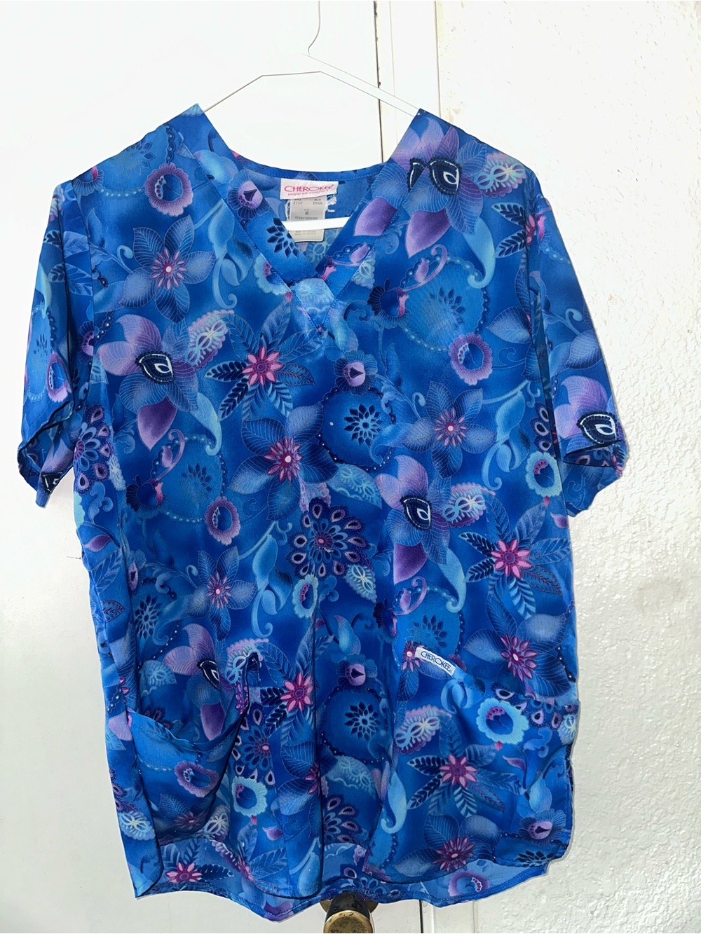 Cherokee Scrub Top